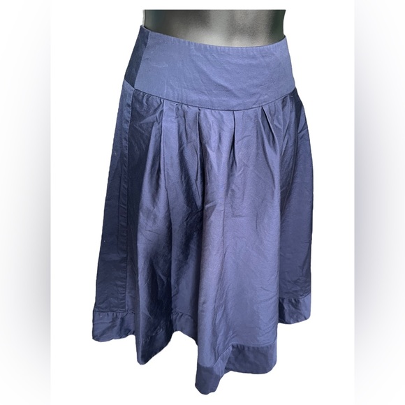 New York and Company Flare MIDI Skirt Blue, Size 6 - Picture 2 of 5